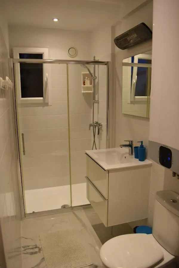 Apartment Luxury Seaview Residence Belvedere, Apt A Antibes