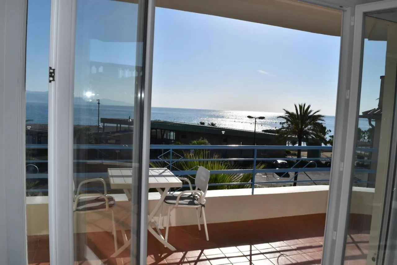 Apartment Luxury Seaview Residence Belvedere, Apt A Antibes