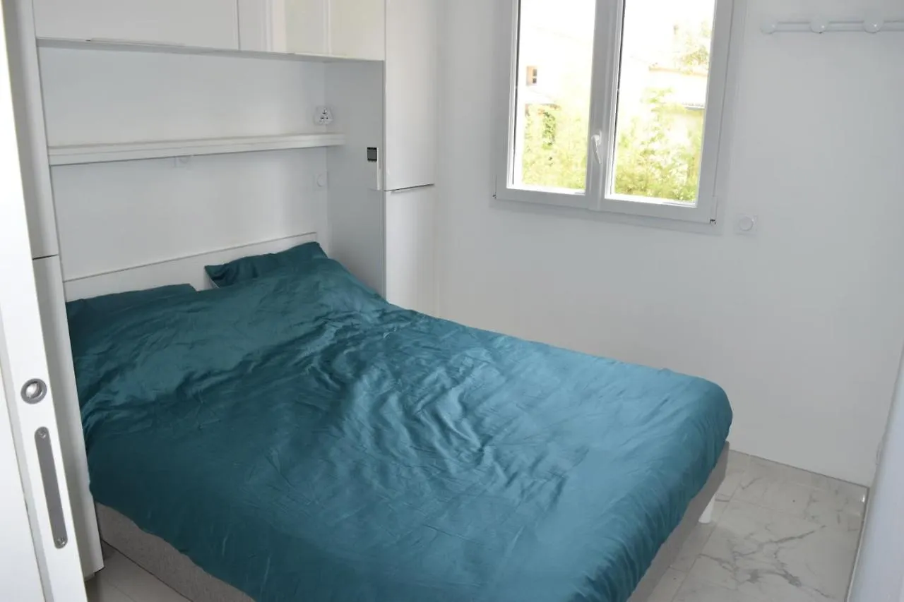 Apartment Luxury Seaview Residence Belvedere, Apt A Antibes